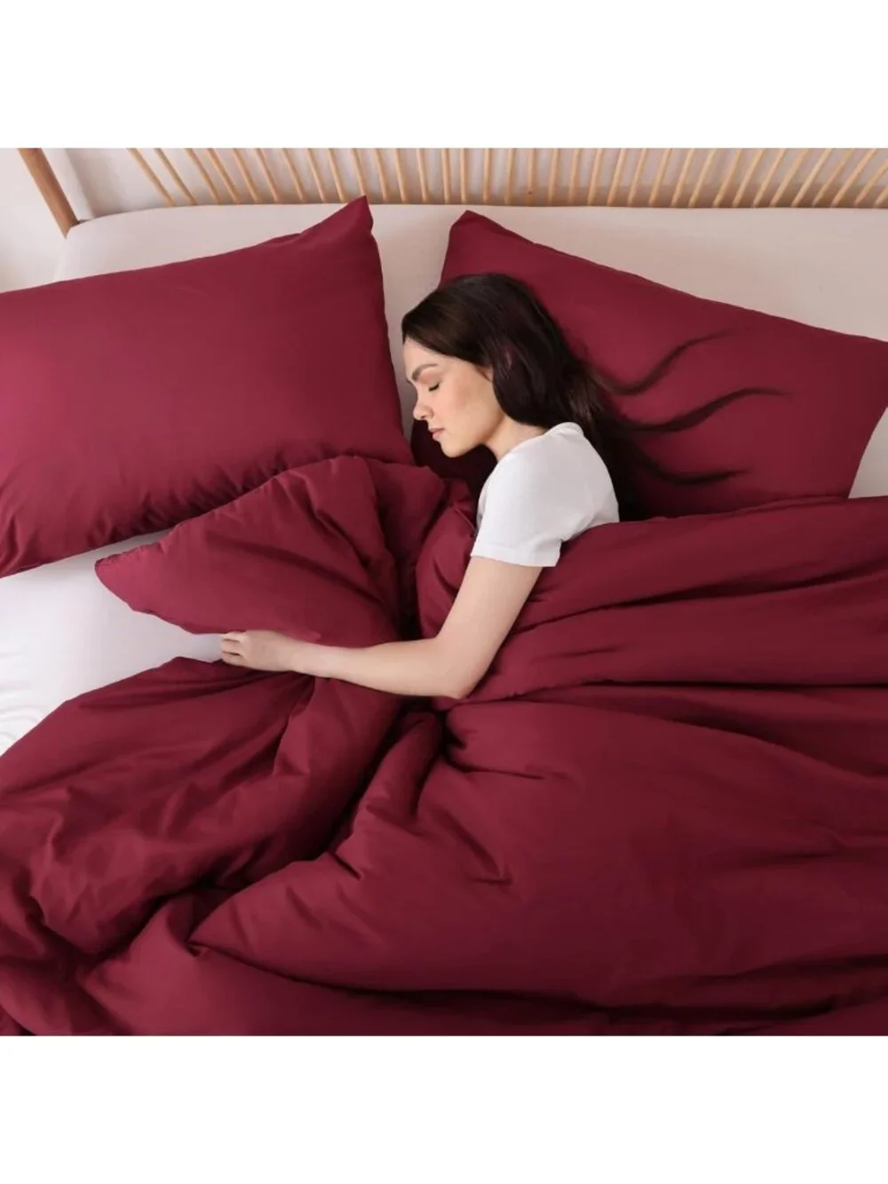Luxurious Dark Red Alaskan King Comforter Set, Soft Bedding Quilt 136x120